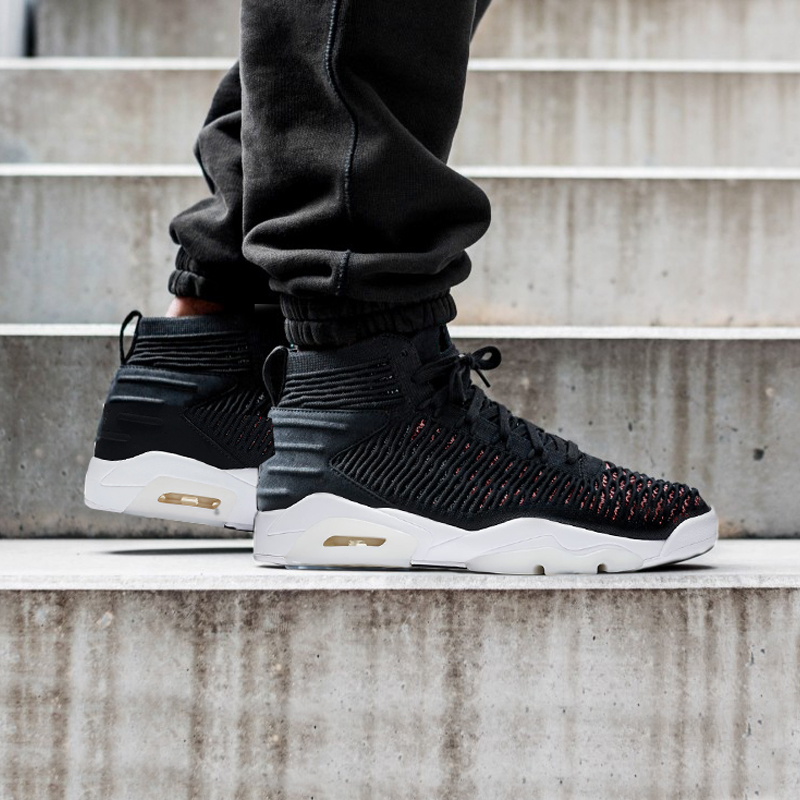 Jordan Flyknit Elevation 23  黑白