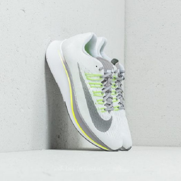 Nike Zoom Fly 白灰黄