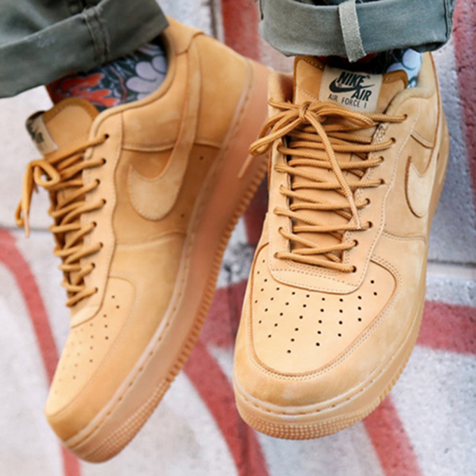 Nike Air Force 1