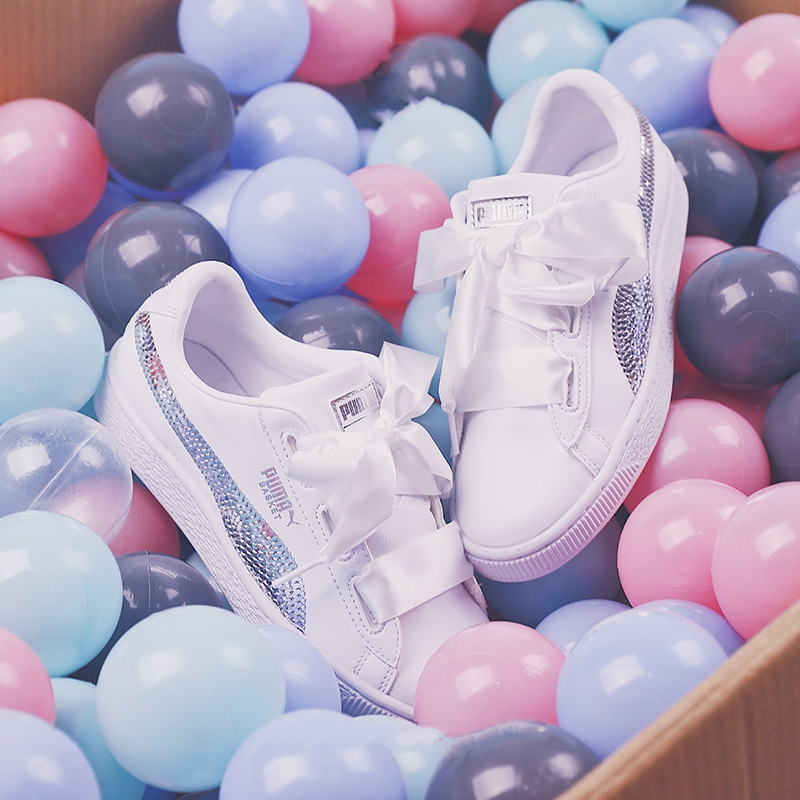 Puma Basket Heart 闪耀银白