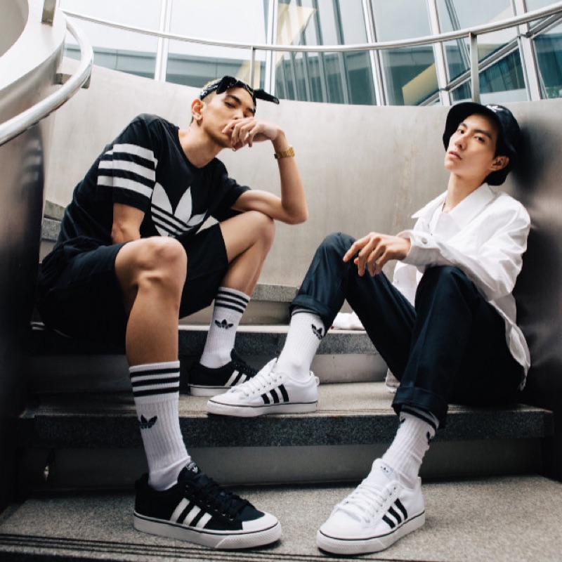 adidas Originals Nizza 白/黑色