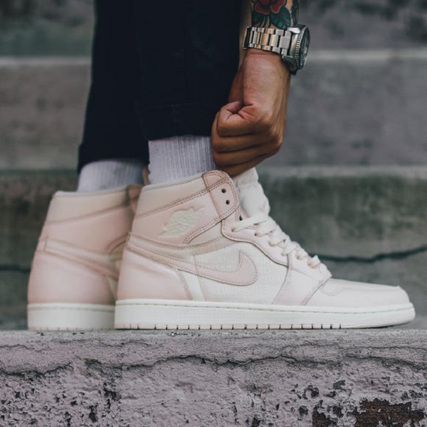 Air Jordan 1 冰粉