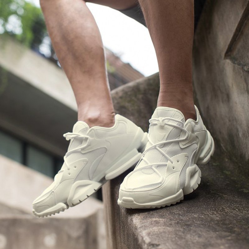 Reebok RUN R 96 纯白