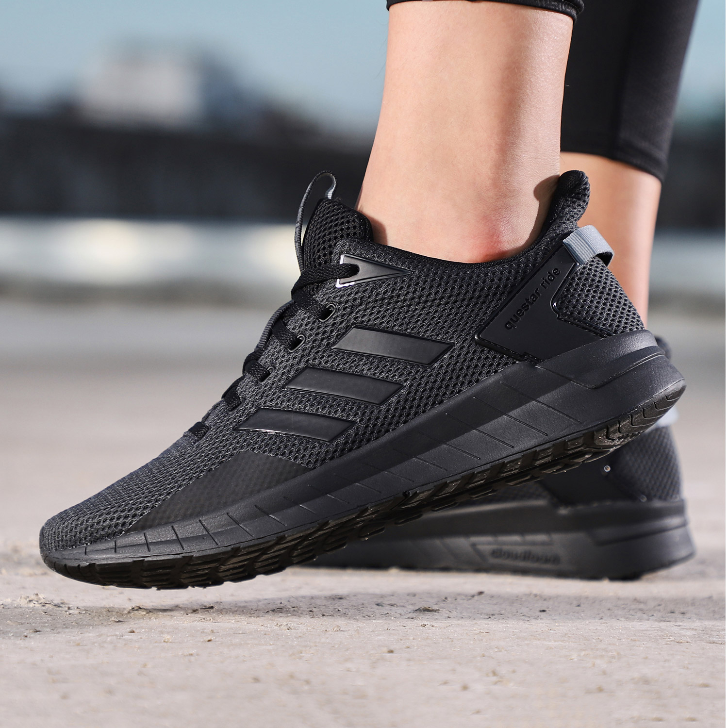 adidas Questar Ride 黑武士