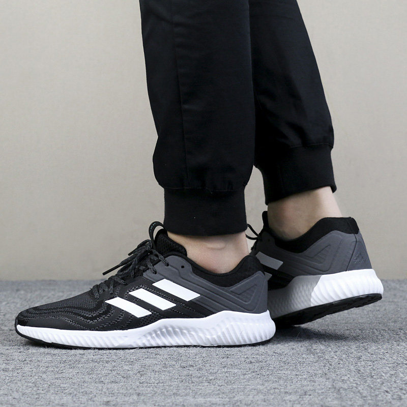 adidas Aerobounce 2 黑灰