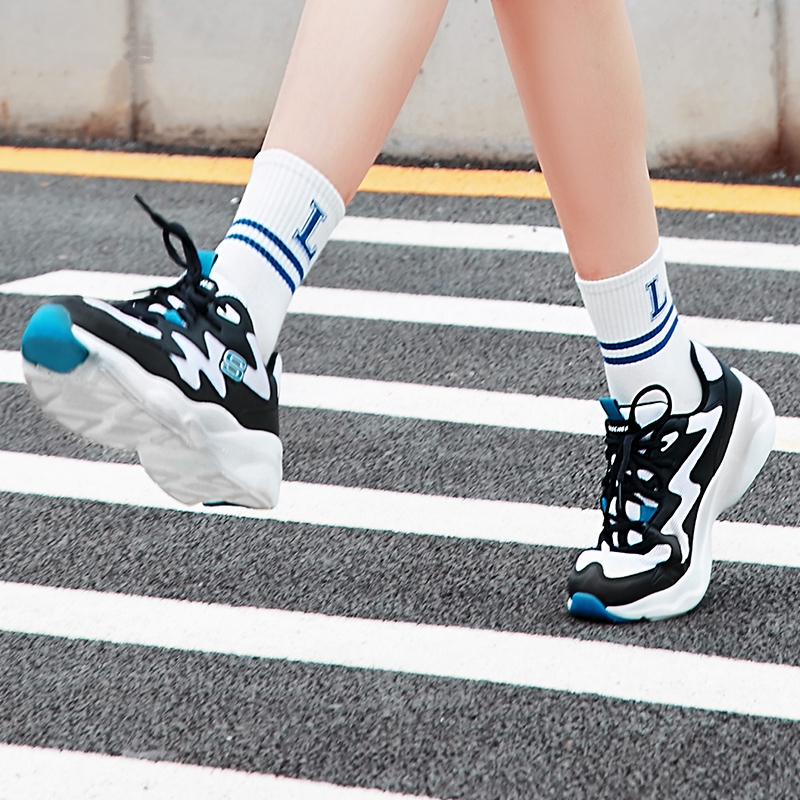Skechers D'Lites AIRY 黑白蓝