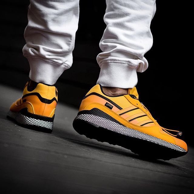 adidas Ultra Tech  灰黄