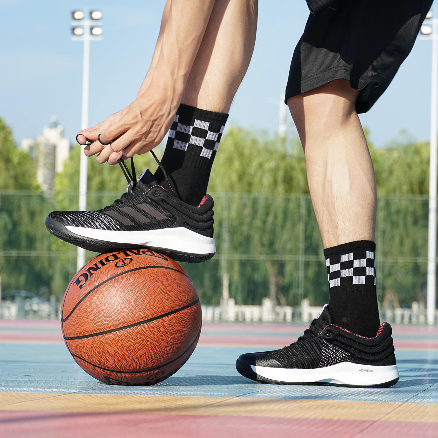adidas Pro Spark Low 2018  黑白反光