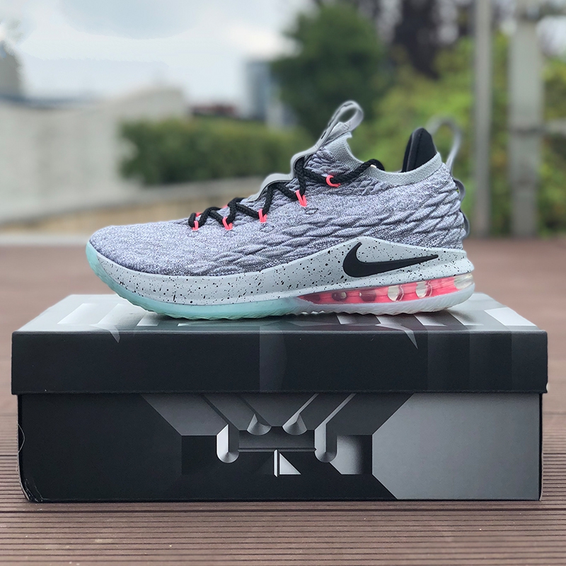 Nike LeBron 15 Low 灰绿