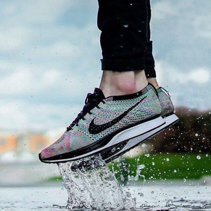 Nike Flyknit Racer