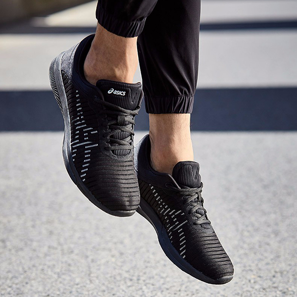 Asics FuzeX Rush