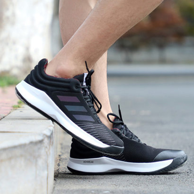 adidas Pro Spark Low 2018
