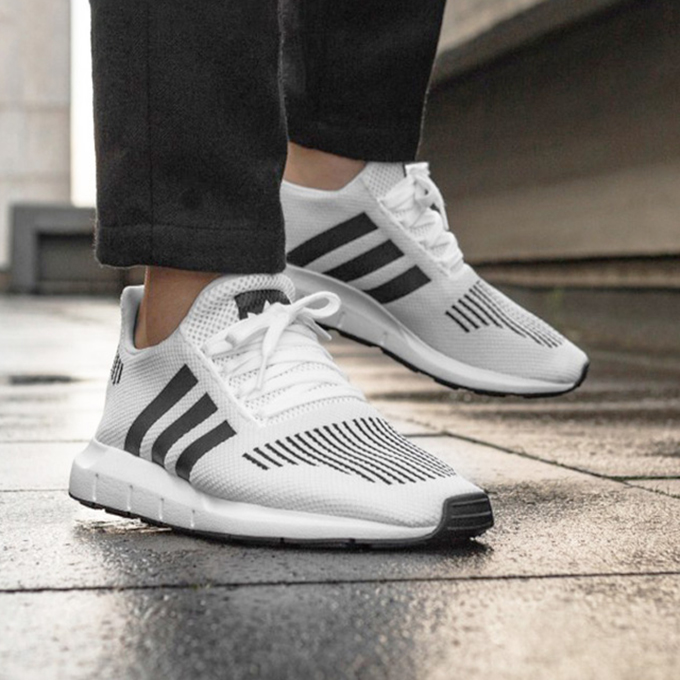 adidas Swift Run