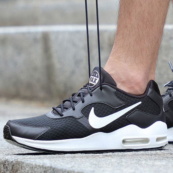 Nike Air Max Guile