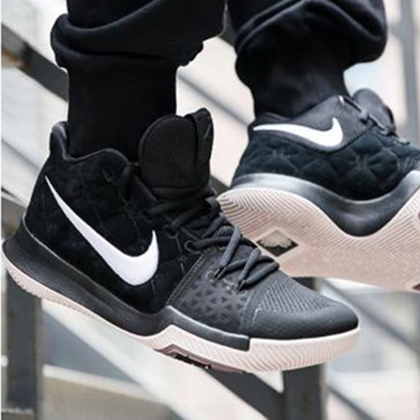 Nike Kyrie 3