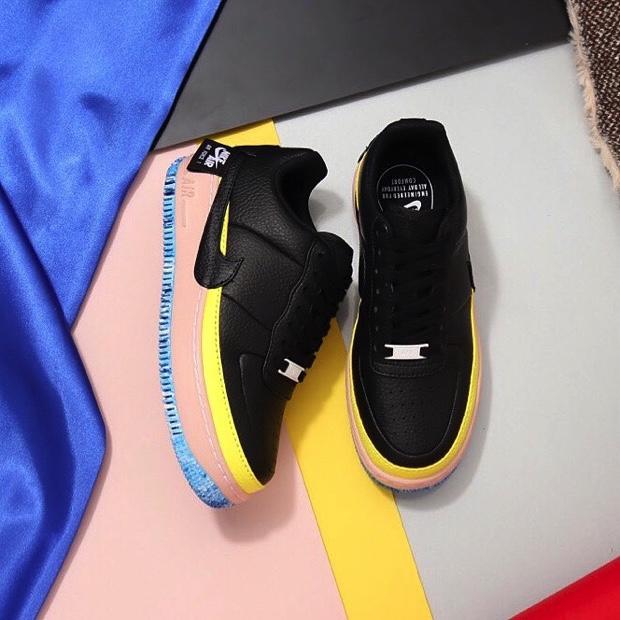 Nike Air Force 1 黑黄斜钩