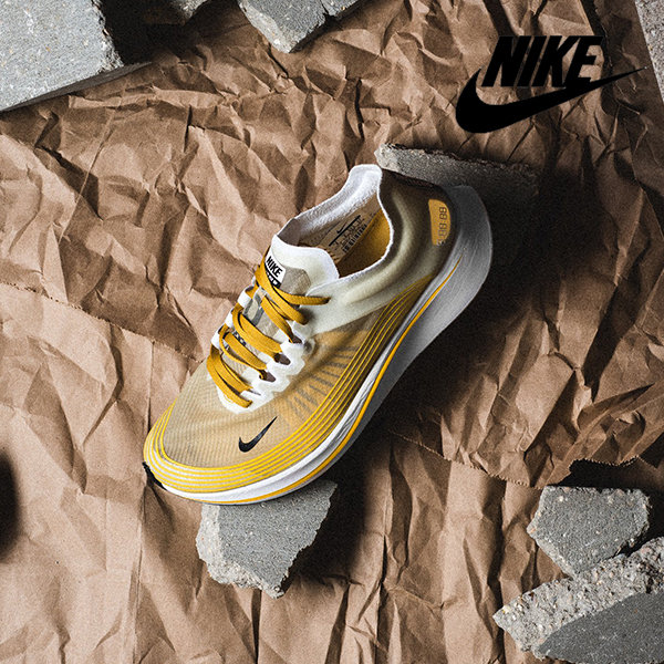 Nike Zoom Fly  Desert Moss 褐黄