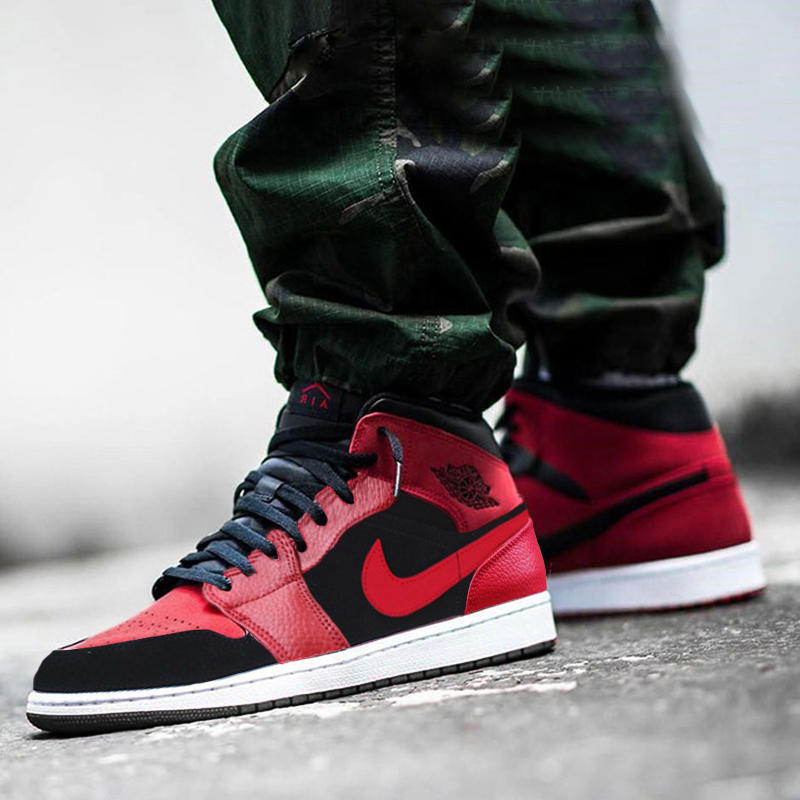 Air Jordan 1 Mid 小禁穿/荔枝皮Mid