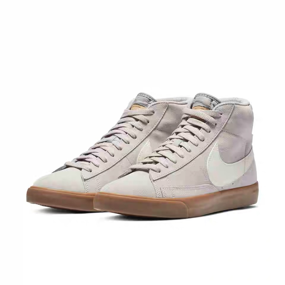 Nike BLAZER MID