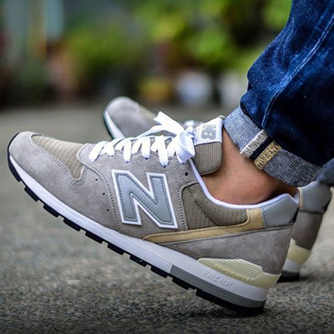 New Balance 996