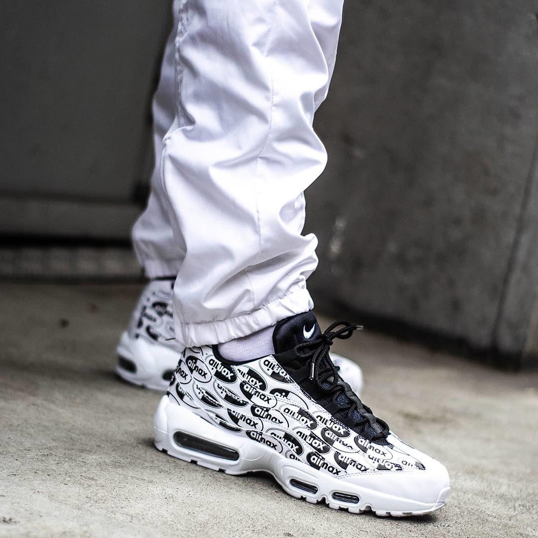 Nike Air Max 95 air max弹幕