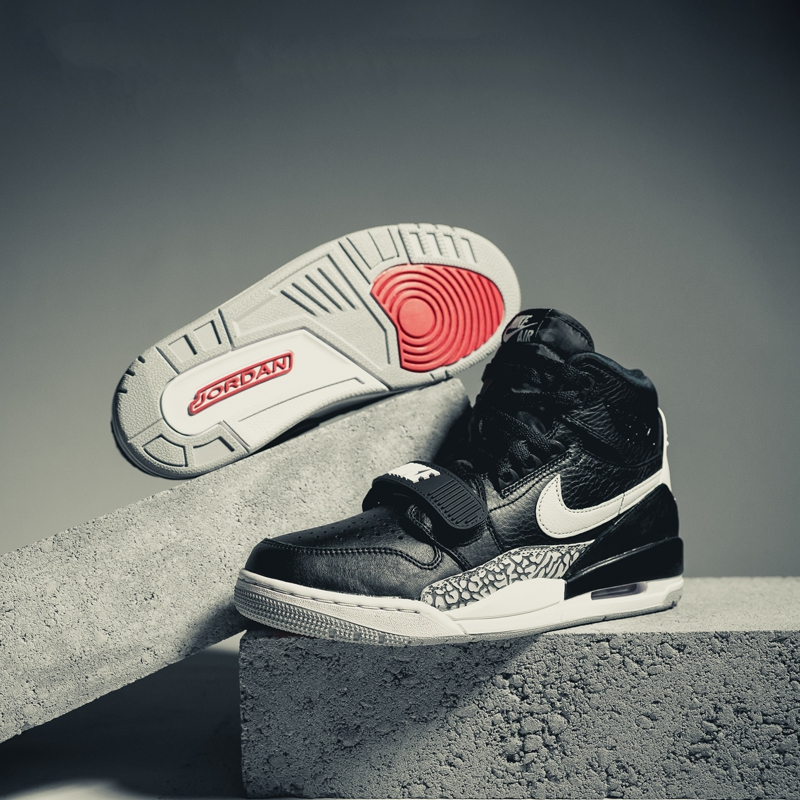 Air Jordan Legacy 312 黑白灰合体