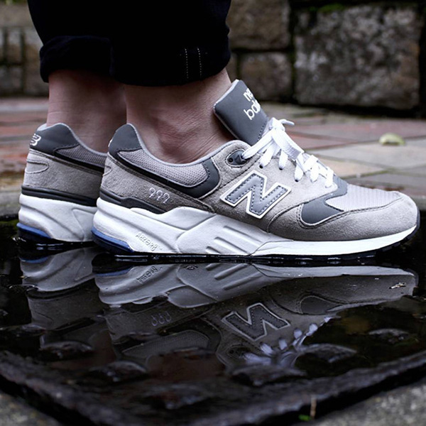 New Balance 999