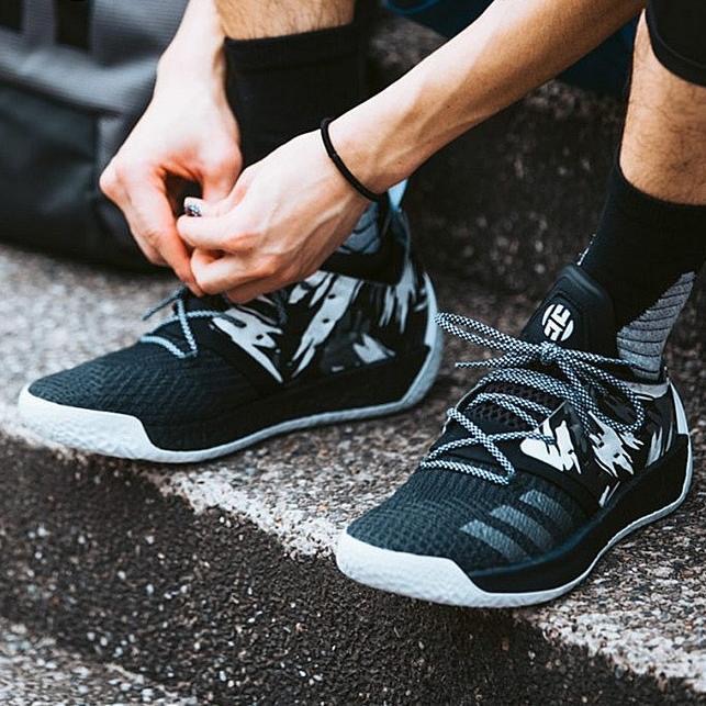 adidas Harden Vol.2 黑荆棘