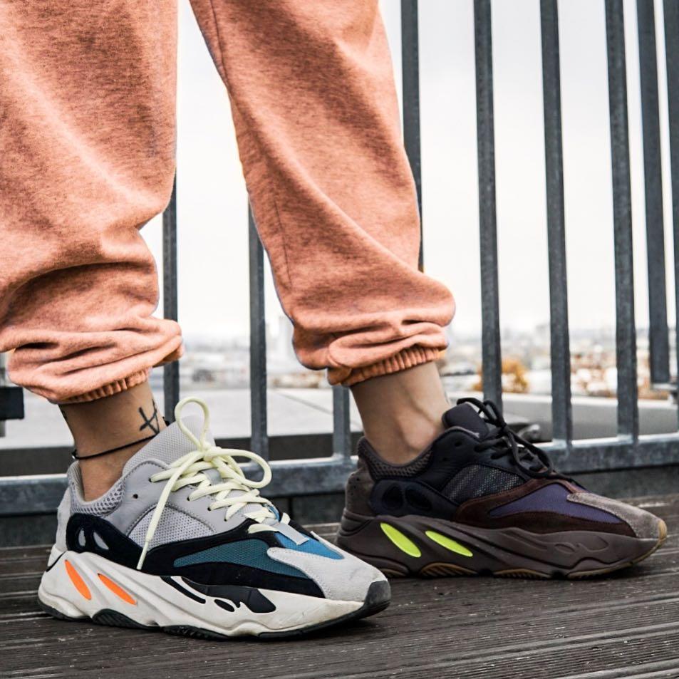 adidas Yeezy Boost 700 淡紫