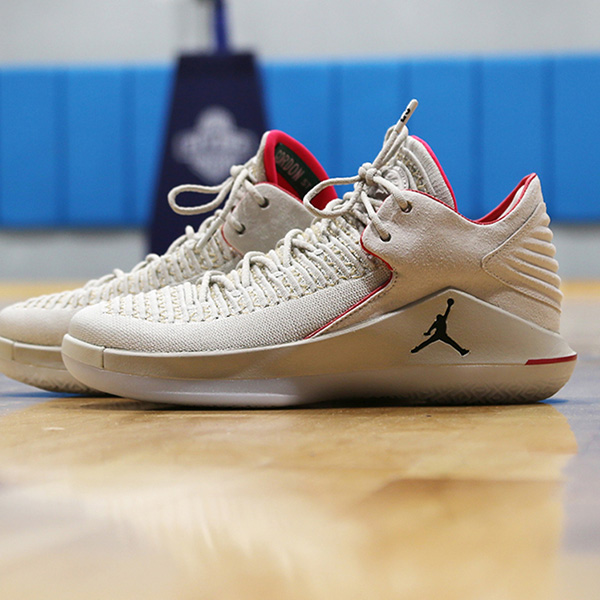 Air Jordan 32 Low