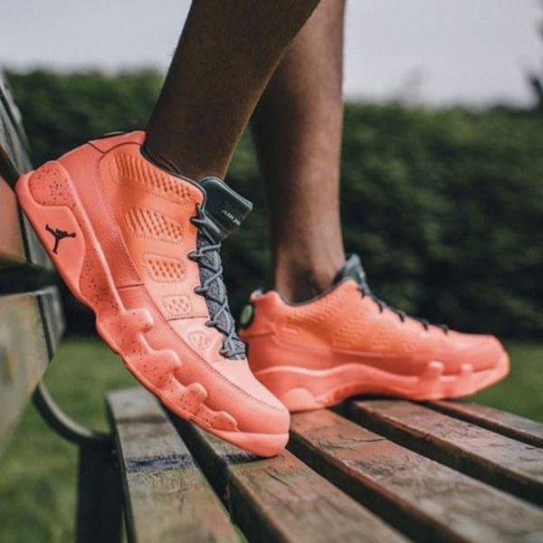 Air Jordan 9