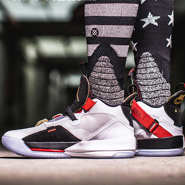 Air Jordan 33