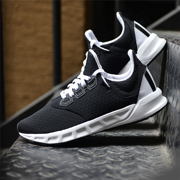 adidas Falcon Elite 5 黑白/白底