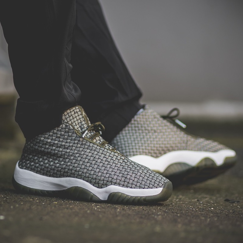 Air Jordan Future 灰白