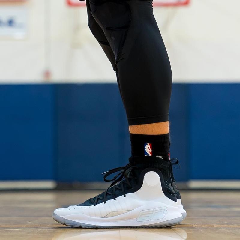 Under Armour Curry 4   黑白太极