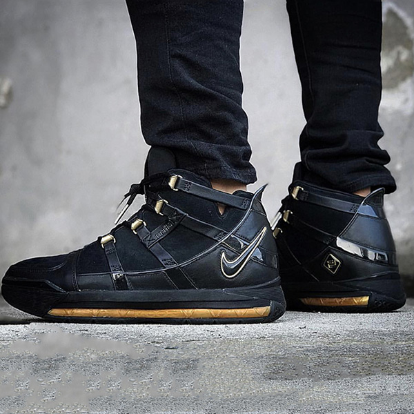 Nike Zoom LeBron 3