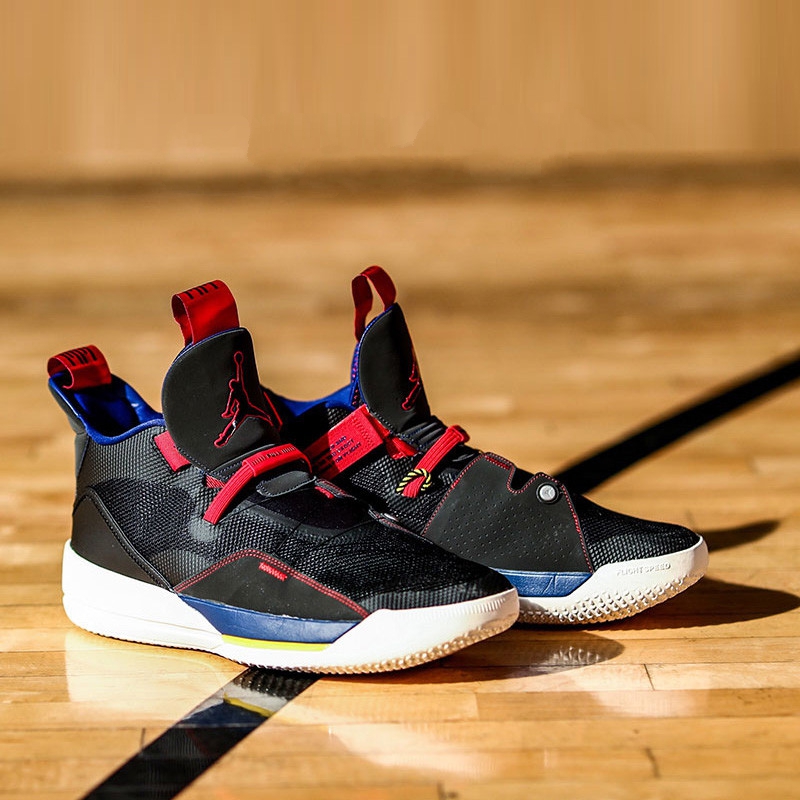 Air Jordan 33 黑色/藏蓝