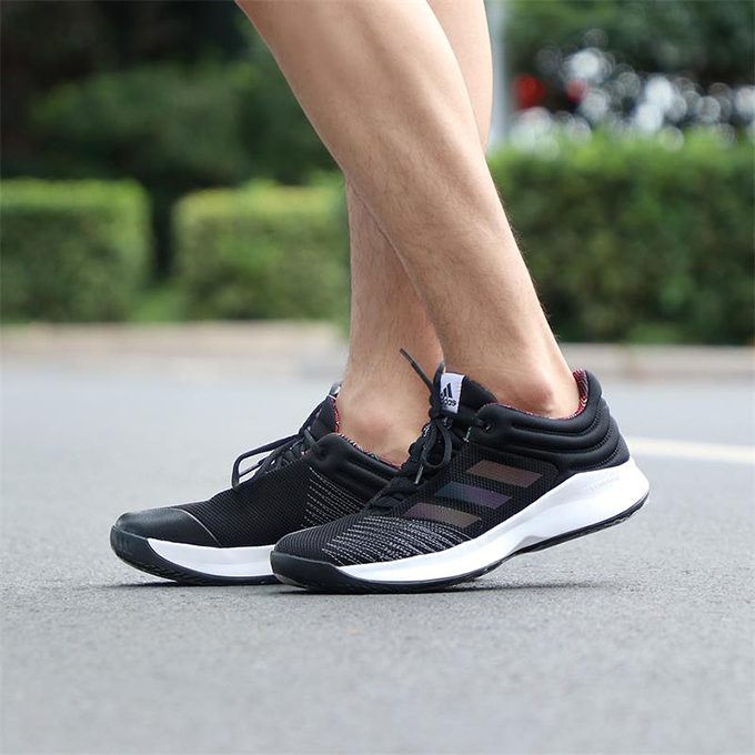 adidas Pro Spark Low 2018