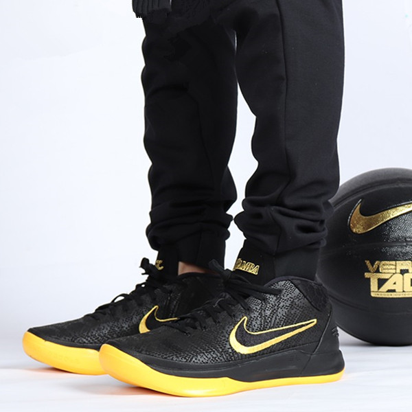 Nike Kobe A.D. Mid Black Gold 黑金