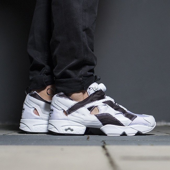 Reebok Insta Pump Fury 白黑大Logo