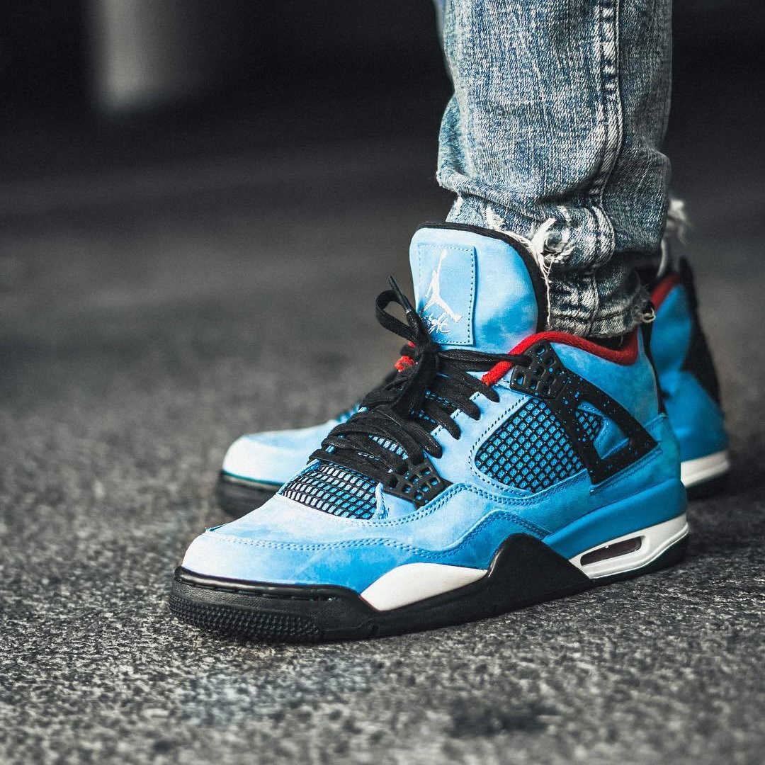 Air Jordan 4 蓝麂皮联名