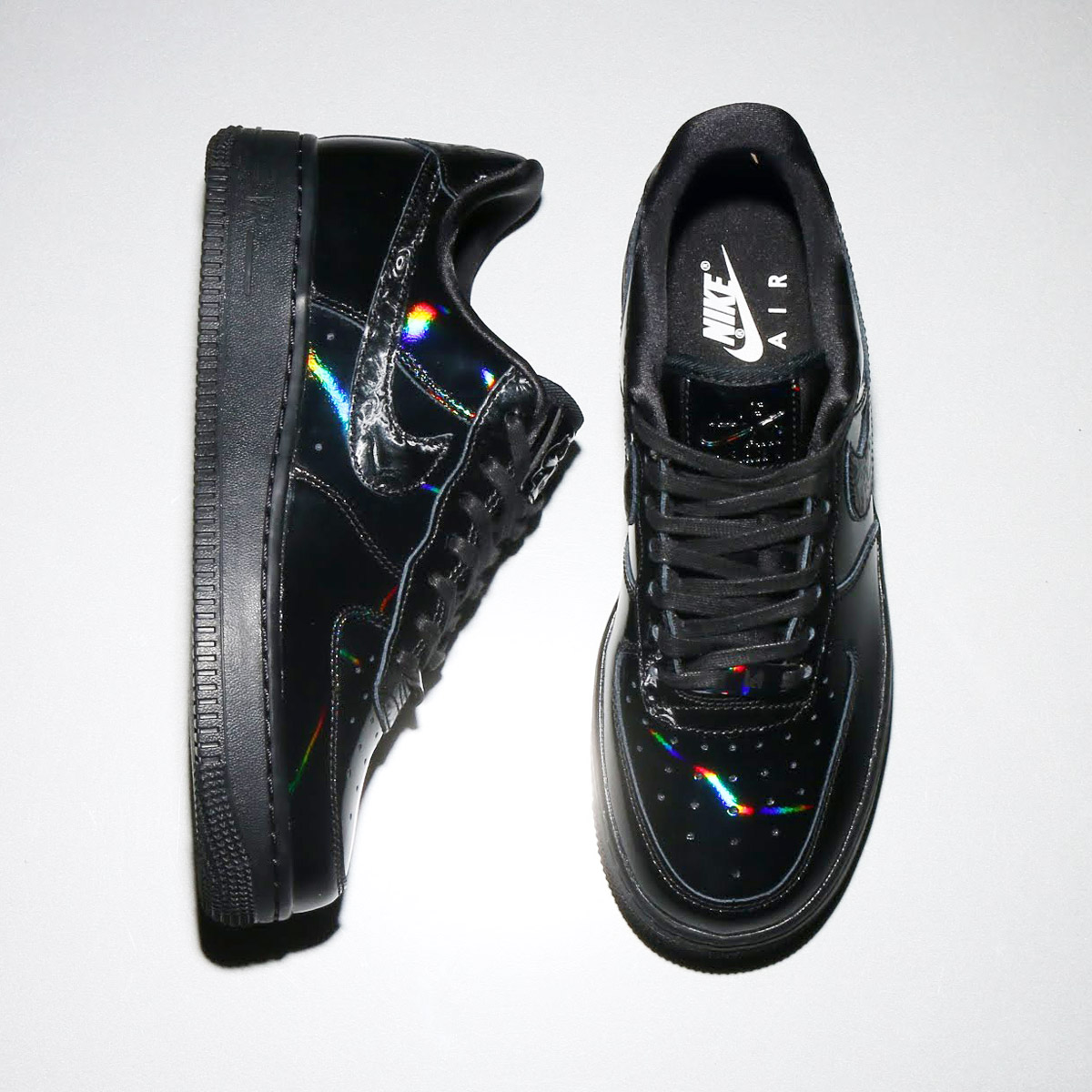 Nike Air Force 1 Low 黑漆皮