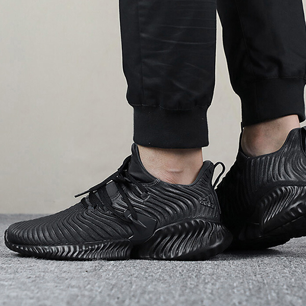 adidas Alpha Bounce Instinct