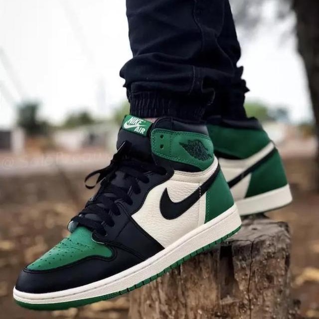 Air Jordan 1 Pine Green 黑绿脚趾