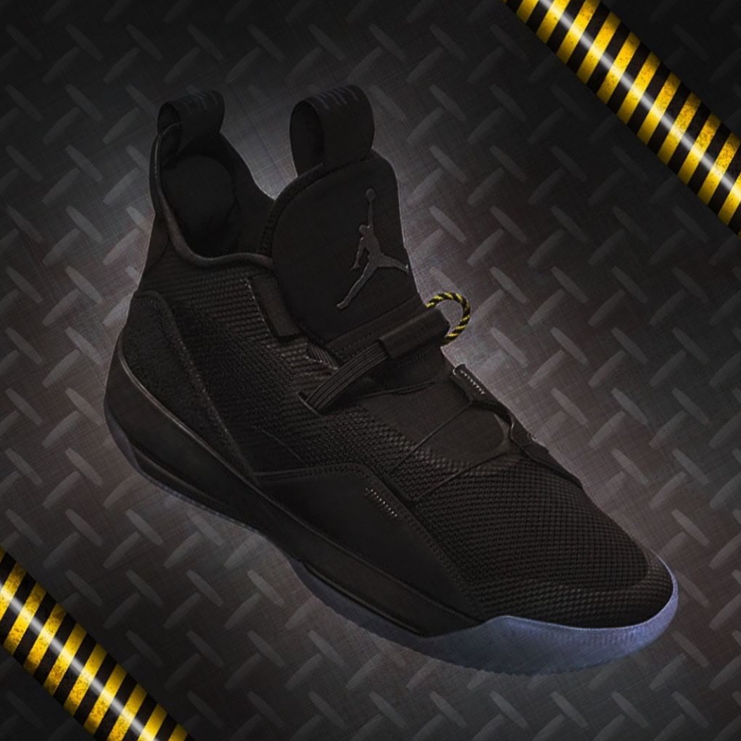 Air Jordan 33  纯黑