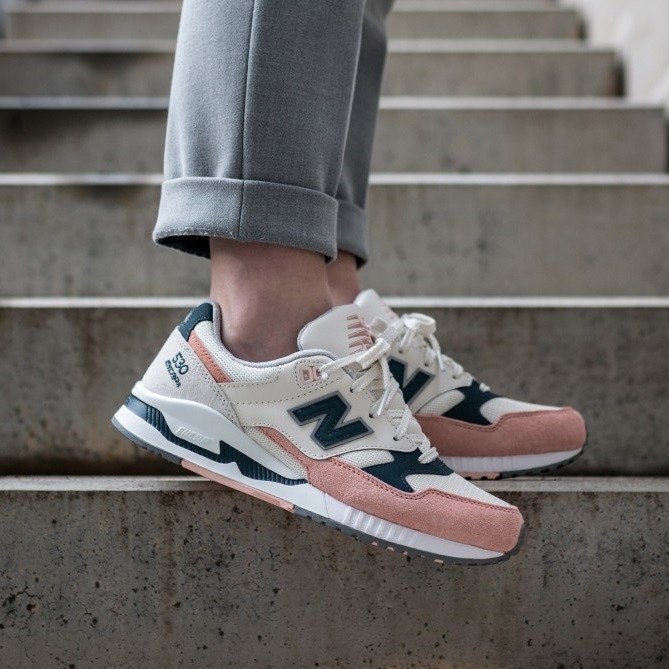 New Balance 530  白粉蓝