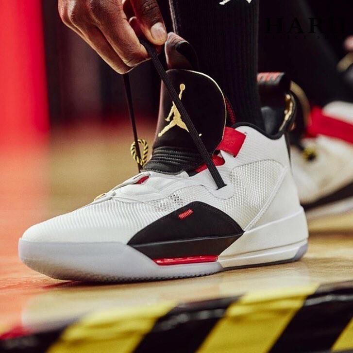 Air Jordan 33 白黑首发