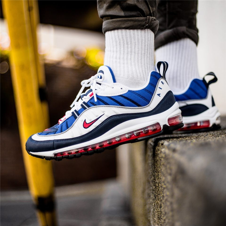 Nike Air Max 98 高达白蓝红