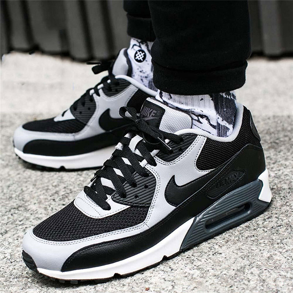 Nike Air Max 90