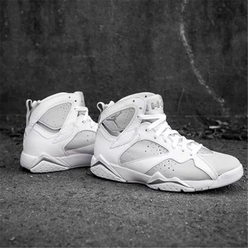 Air Jordan 7 Pure Platinum 白灰